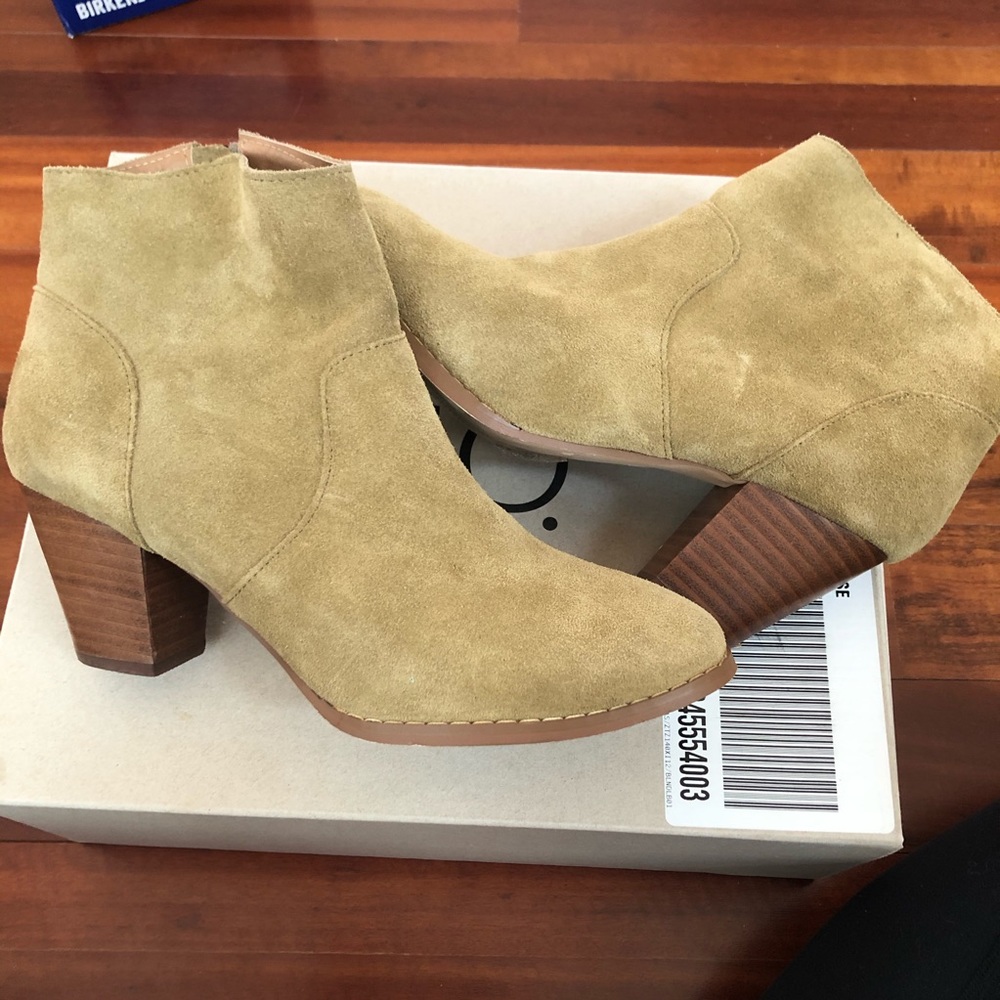 Urban outfitters boots